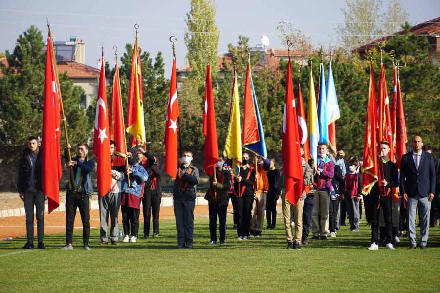 Şuhut’ta Cumhuriyetimizin 98. yıldönümü törenle kutlandı
