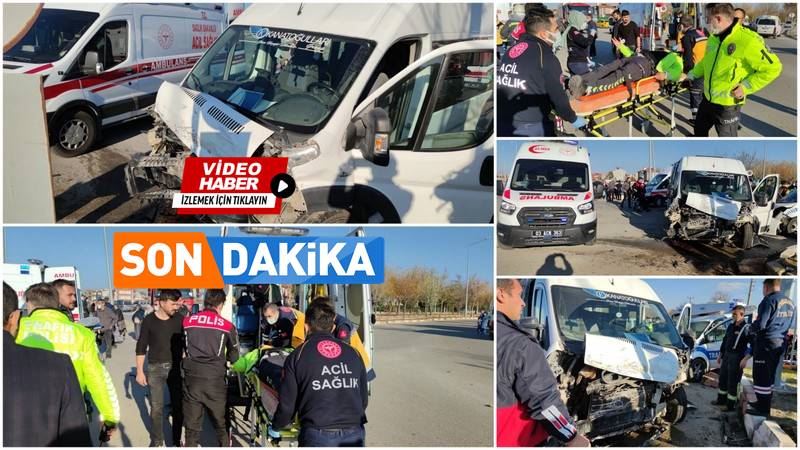 Polis otosu ve öğrenci servisi kaza yaptı