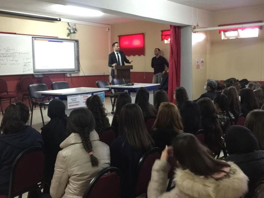 Dazkırı ve Dinar’da Bilişim Suçları Farkındalık semineri