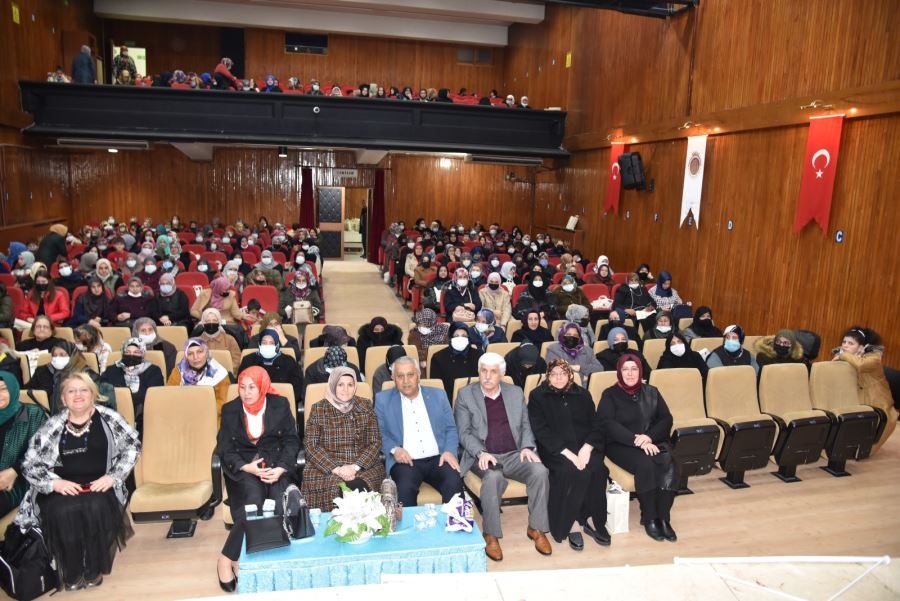 Kent Konseyi ve Ak Kadınlardan Ramazan’a özel program