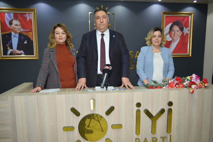 Mısırlıoğlu: “Ucuz ekmek, akaryakıt derken yağ kuyruğu baş gösterdi”