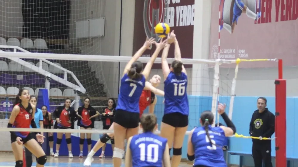 Afyonkarahisar, Voleybol Yarı Finallerine Ev Sahipliği Yapıyor