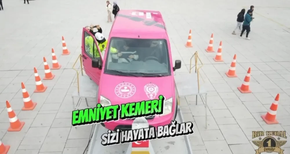 Emniyet Kemeri Simülasyon Aracı ile Uygulamalı Eğitim