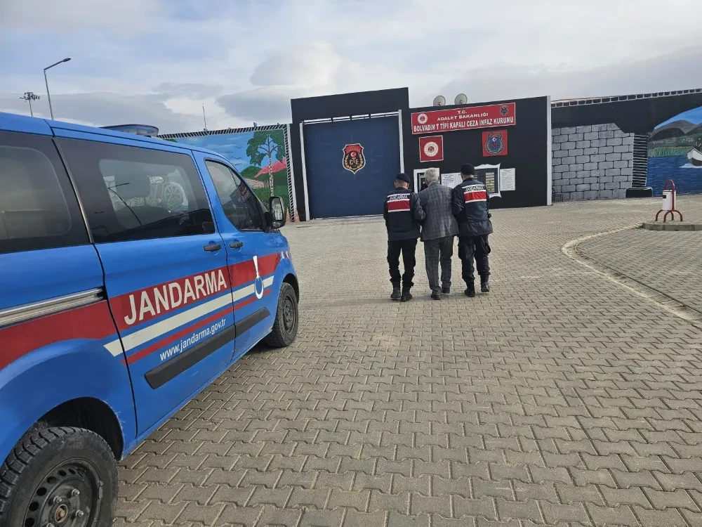 Afyonkarahisar Jandarmasından Başarılı Operasyon: Aranan Şahıs Yakalandı