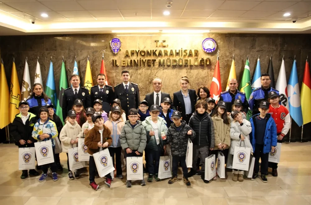 TED Afyon Koleji’nden Emniyet Müdürlüğü’ne Polis Haftası Ziyareti
