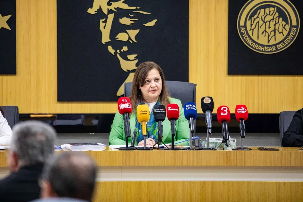 Burcu Köksal: “Atatürk’ün Yolunda Giden Herkese Bizim Kapımız Açık”