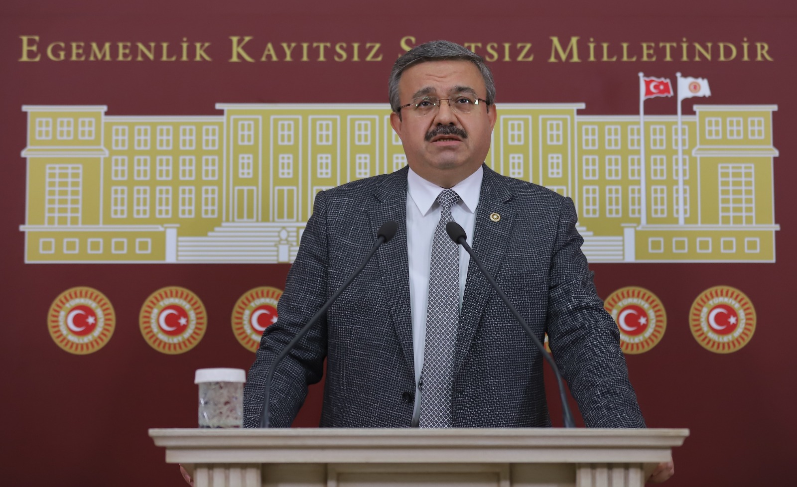 Milletvekili Yurdunuseven?den Anneler Günü mesajı
